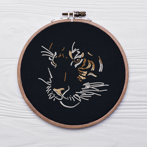 The Tiger - Hoop&Stitch